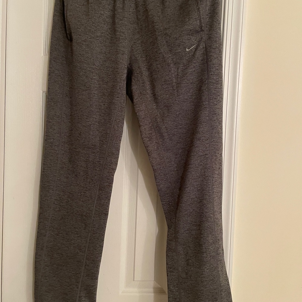 Women’s Nike sweatpants
